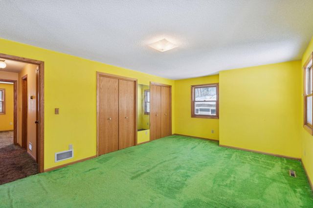 3925 Victoria Street, Minnetonka, MN 55345