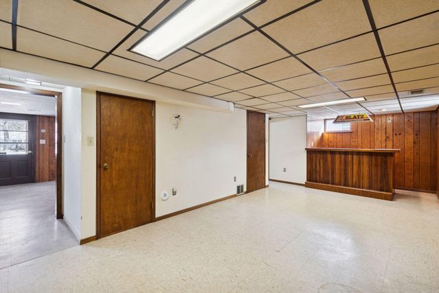 3925 Victoria Street, Minnetonka, MN 55345