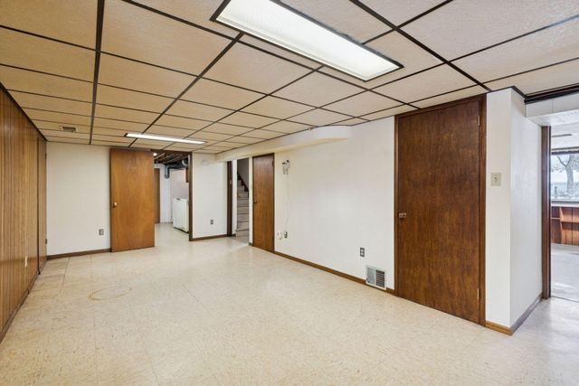 3925 Victoria Street, Minnetonka, MN 55345