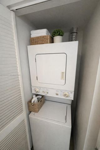 1400 SW 124th Ter 304Q, Pembroke Pines, FL 33027