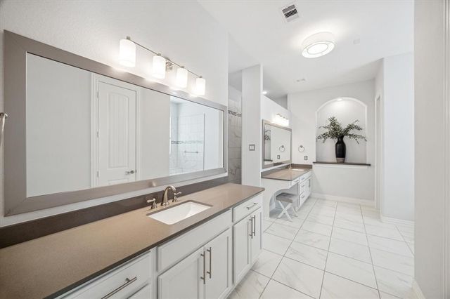 1120 Wakefield Drive, Houston, TX 77018