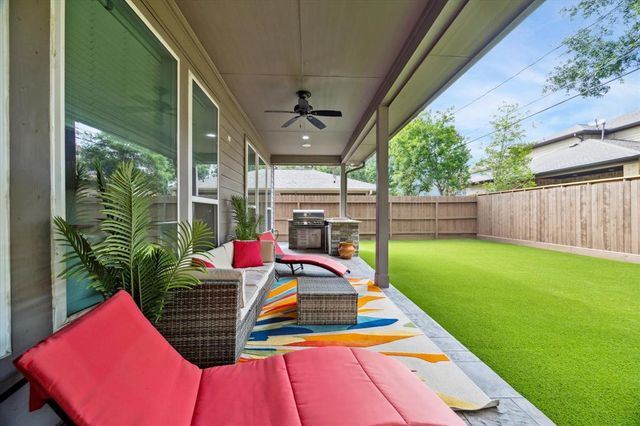 1120 Wakefield Drive, Houston, TX 77018