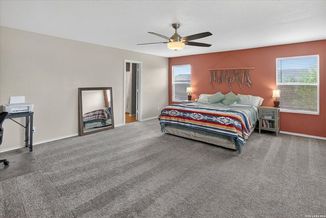 5322 harefield, San Antonio, TX 78228