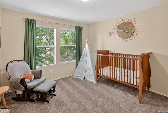 5322 harefield, San Antonio, TX 78228