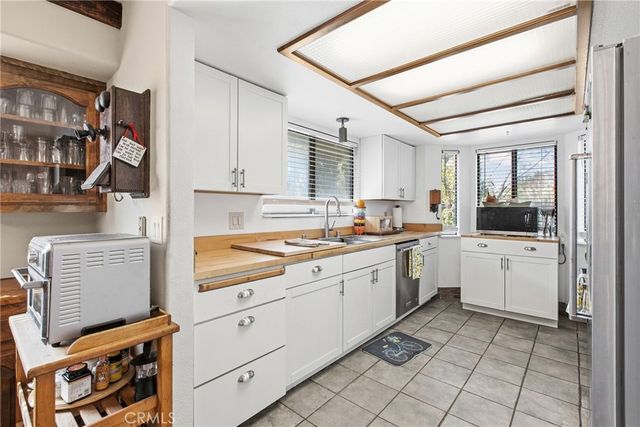 2918 Burton Drive, Cambria, CA 93428