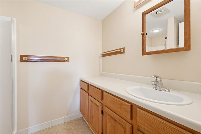 1800 Douglas Avenue 327, North Providence, RI 02904