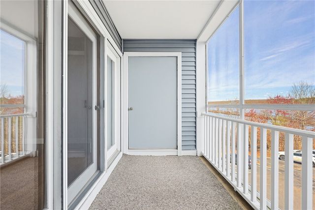 1800 Douglas Avenue 327, North Providence, RI 02904