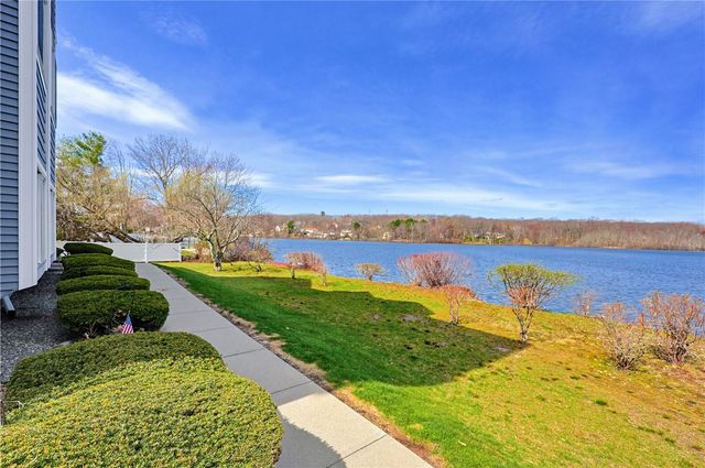 1800 Douglas Avenue 327, North Providence, RI 02904