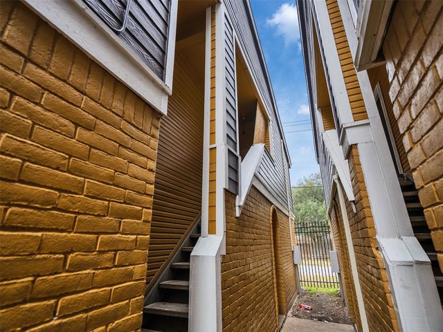 12658 Ashford Meadow Drive D, Houston, TX 77082