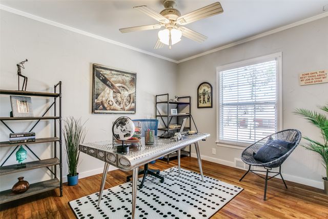 2010 N Locust Street, Denton, TX 76209