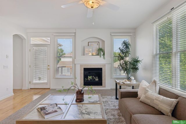 9801 S 28th Street, Bellevue, NE 68123