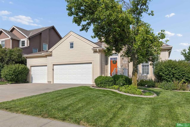 9801 S 28th Street, Bellevue, NE 68123