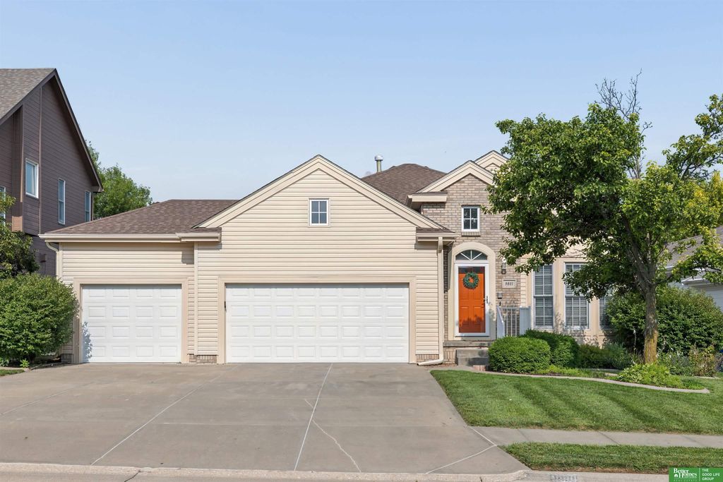 9801 S 28th Street, Bellevue, NE 68123
