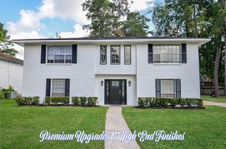 7610 Theisswood Road, Spring, TX 77379