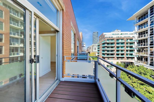 939 W Madison Street 507, Chicago, IL 60607
