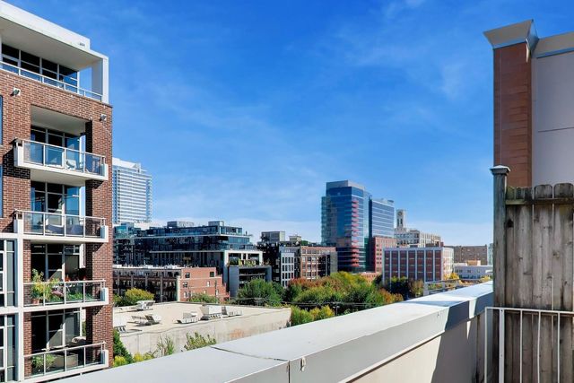 939 W Madison Street 507, Chicago, IL 60607