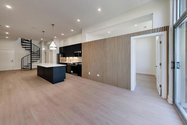939 W Madison Street 507, Chicago, IL 60607