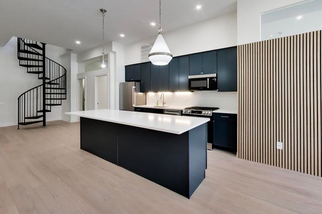 939 W Madison Street 507, Chicago, IL 60607