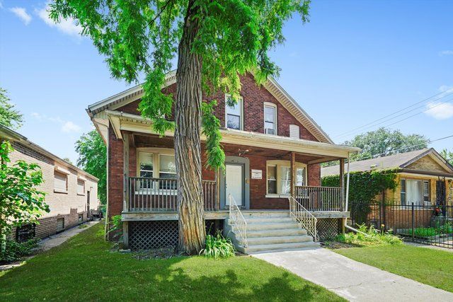 8239 S Colfax Avenue, Chicago, IL 60617