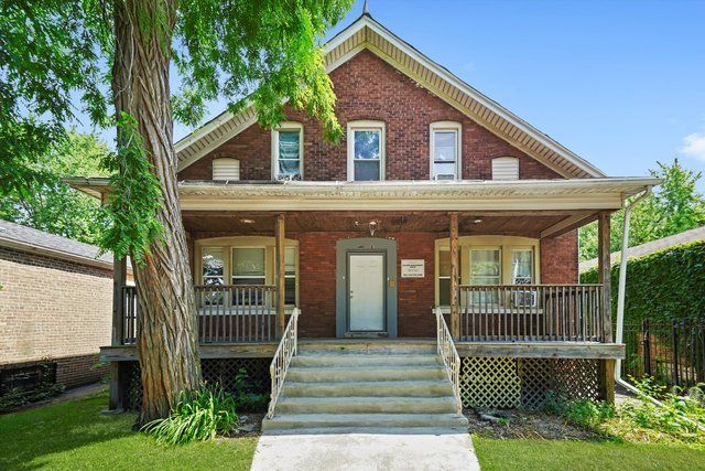 8239 S Colfax Avenue, Chicago, IL 60617