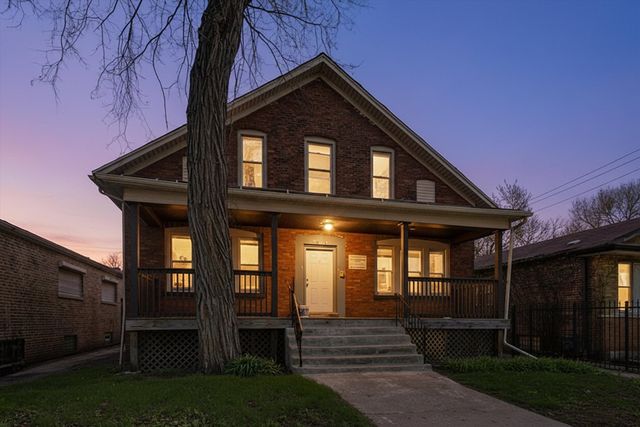 8239 S Colfax Avenue, Chicago, IL 60617