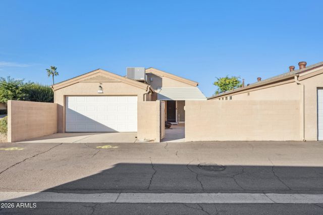 18615 N 136TH Drive, Sun City West, AZ 85375