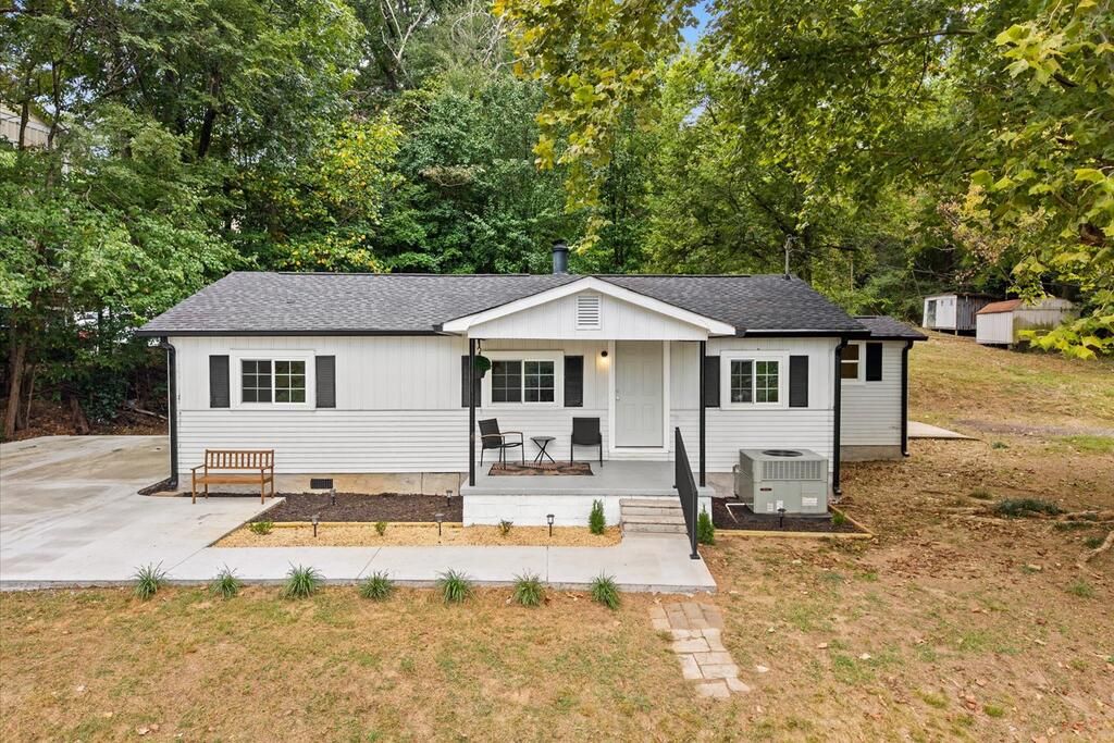 179 Hungry Valley Way, Dalton, GA 30720