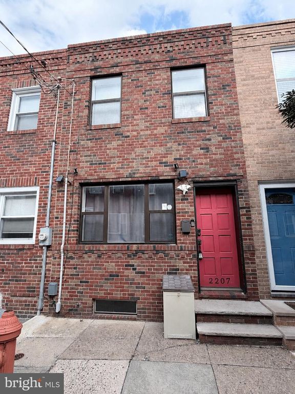 2207 S CLARION ST, PHILADELPHIA, PA 19148 — exterior