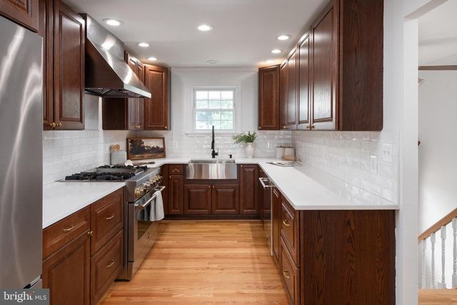 242 CROSS CREEK DR, Glen Burnie, MD 21061