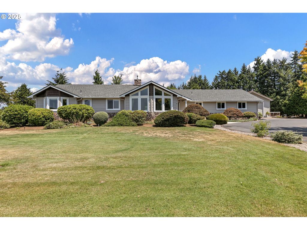 35514 SUNNYHILL Ln, Pleasant Hill, OR 97455