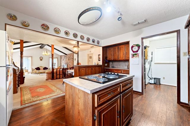 720 S Houston Street, Edgewood, TX 75117