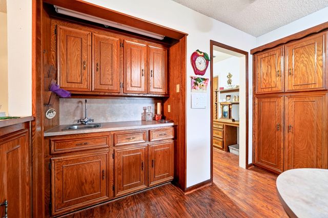 720 S Houston Street, Edgewood, TX 75117