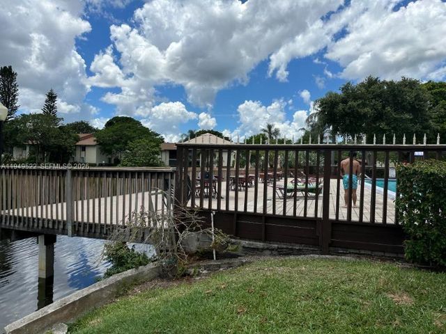 4709 Sable Pine Cir B1, West Palm Beach, FL 33417