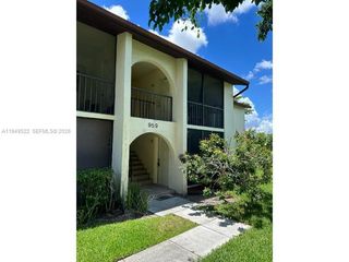 4709 Sable Pine Cir B1, West Palm Beach, FL 33417