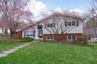 5 Genevieve Drive, Irvington, NY 10533