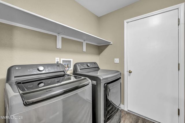 17704 Georgetown Drive, Reno, NV 89508