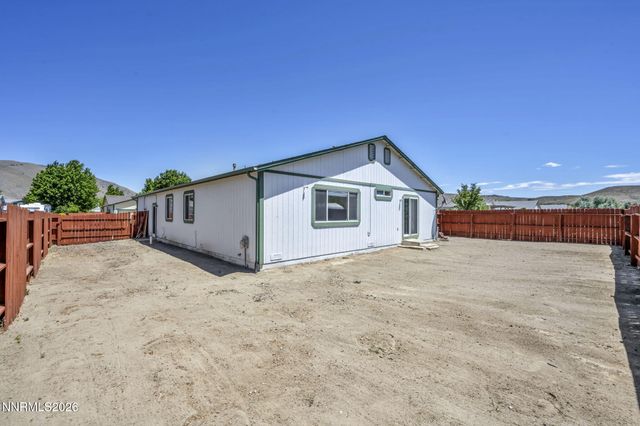 17704 Georgetown Drive, Reno, NV 89508