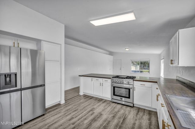 17704 Georgetown Drive, Reno, NV 89508