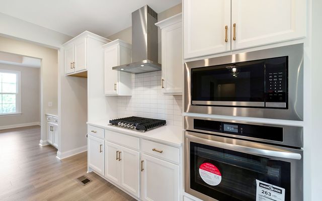 345 Patana, White House, TN 37188