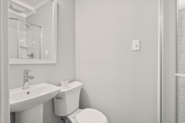 504 E Chestnut Street, Mount Vernon, OH 43050