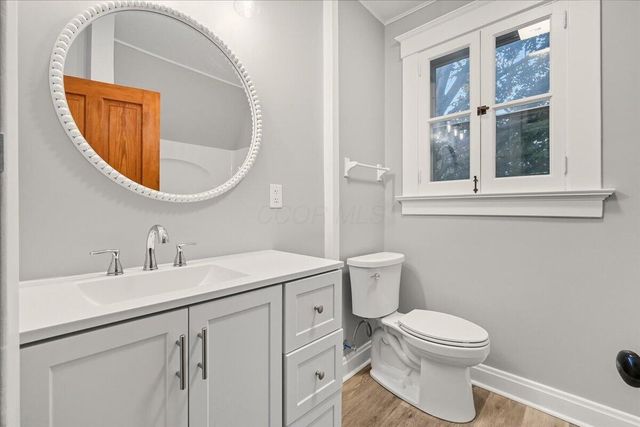 504 E Chestnut Street, Mount Vernon, OH 43050