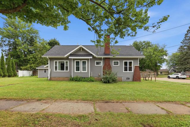 47 E 14TH STREET, Clintonville, WI 54929