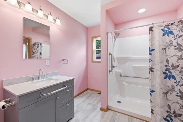 47 E 14TH STREET, Clintonville, WI 54929