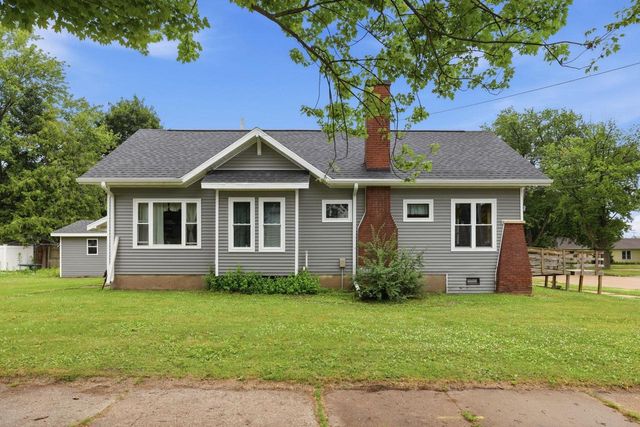 47 E 14TH STREET, Clintonville, WI 54929