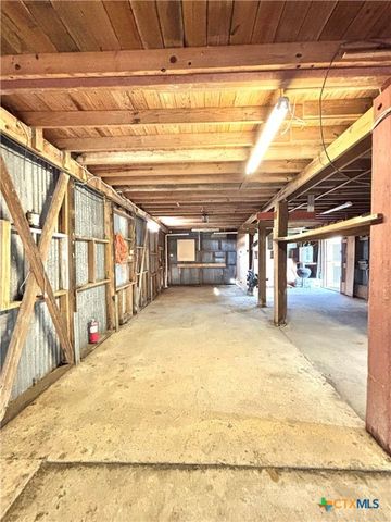 307 N 12th, Port O'connor, TX 77982