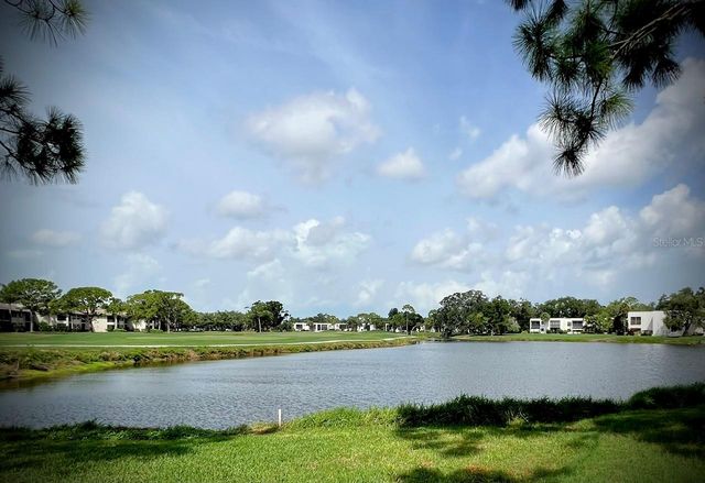 5242 WEDGEWOOD LANE 62, Sarasota, FL 34235