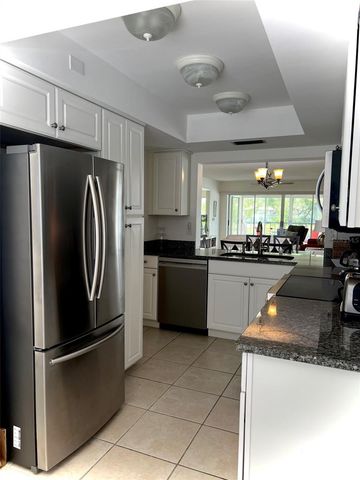 5242 WEDGEWOOD LANE 62, Sarasota, FL 34235