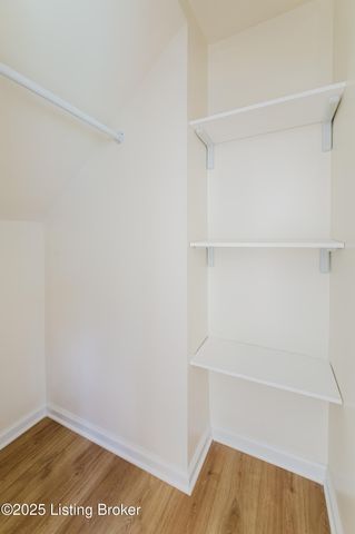 4024 Parthenia Ave, Louisville, KY 40215