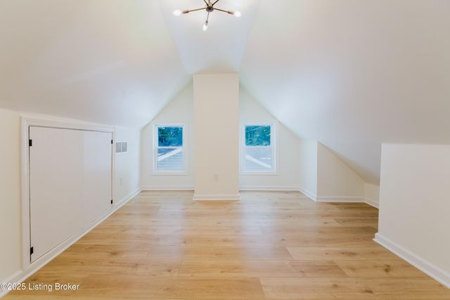 4024 Parthenia Ave, Louisville, KY 40215