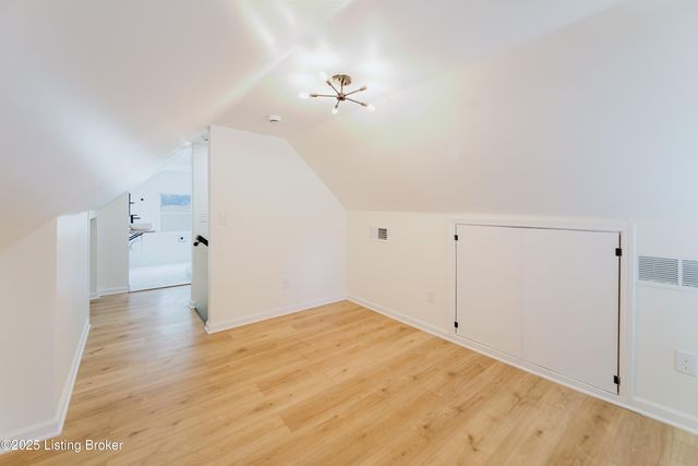 4024 Parthenia Ave, Louisville, KY 40215